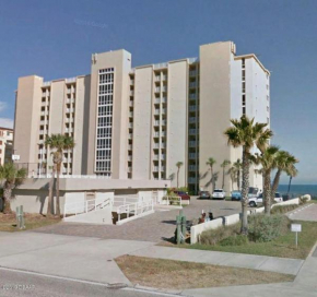 DIRECT OCEANFRONT NO-DRIVE BEACH CONDO